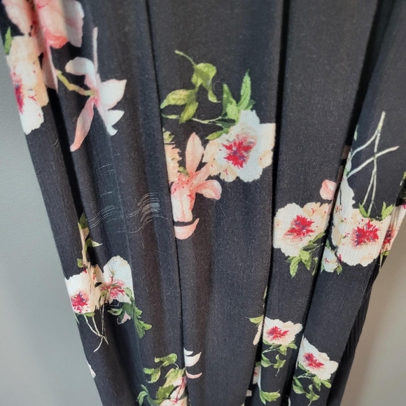 AQUA asymmetrical dark floral maxi dress Size S - Picture 9 of 10